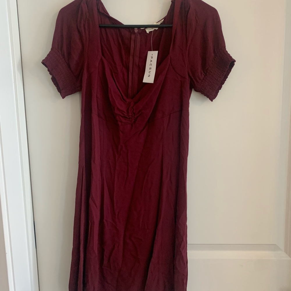 2 PacSun and a Billabong dress